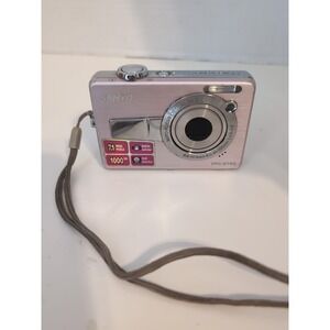 Pink Sanyo VPC-E760 7.1MP digital camera with 3x optical zoom FOR PARTS